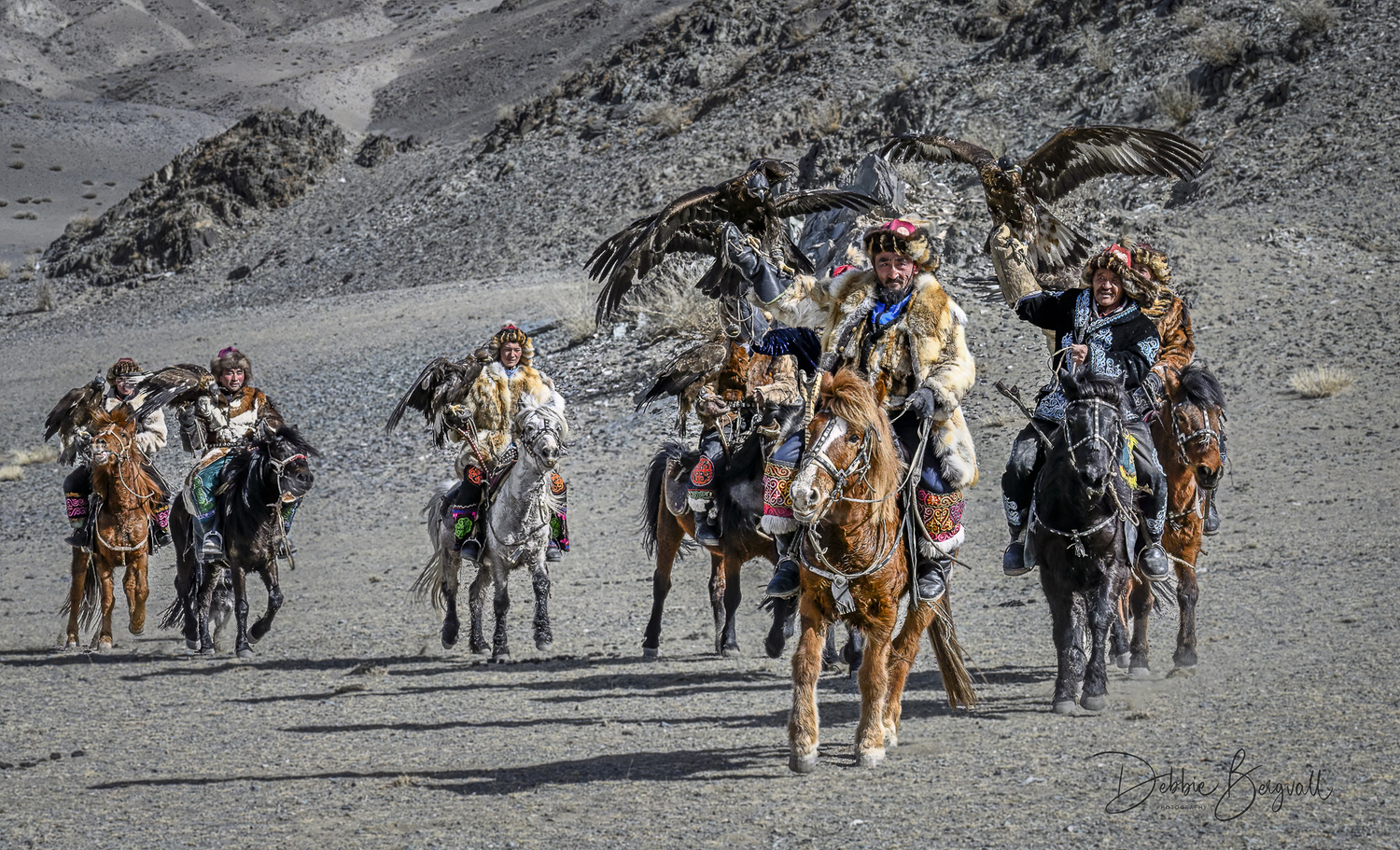 Eagle Hunter Photography Trip | Whistling Arrow